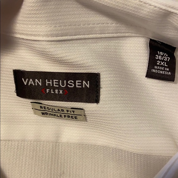 Men’s wrinkle free dress shirt - Picture 2 of 4